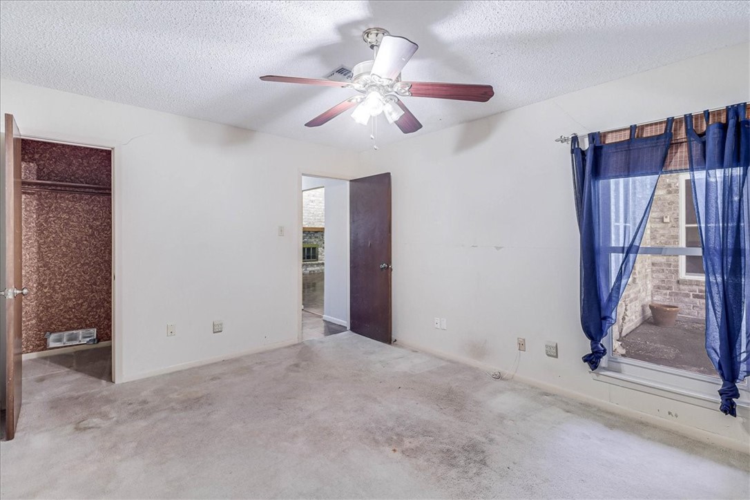 4621 Hogan Dr Property Photo 22