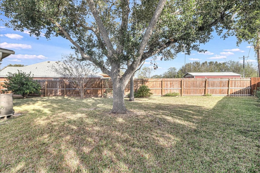 4621 Hogan Dr Property Photo 31