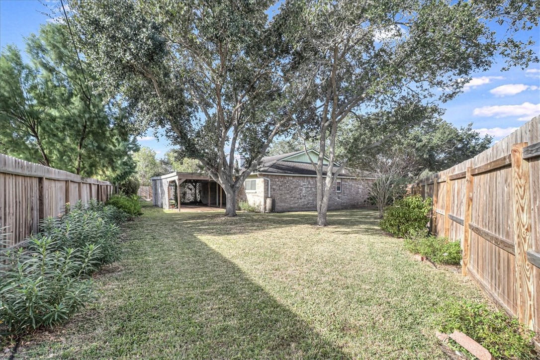 4621 Hogan Dr Property Photo 32