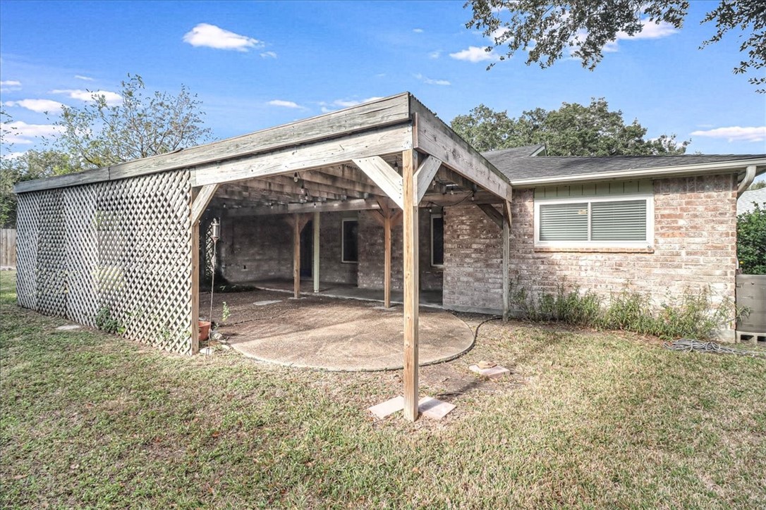 4621 Hogan Dr Property Photo 34