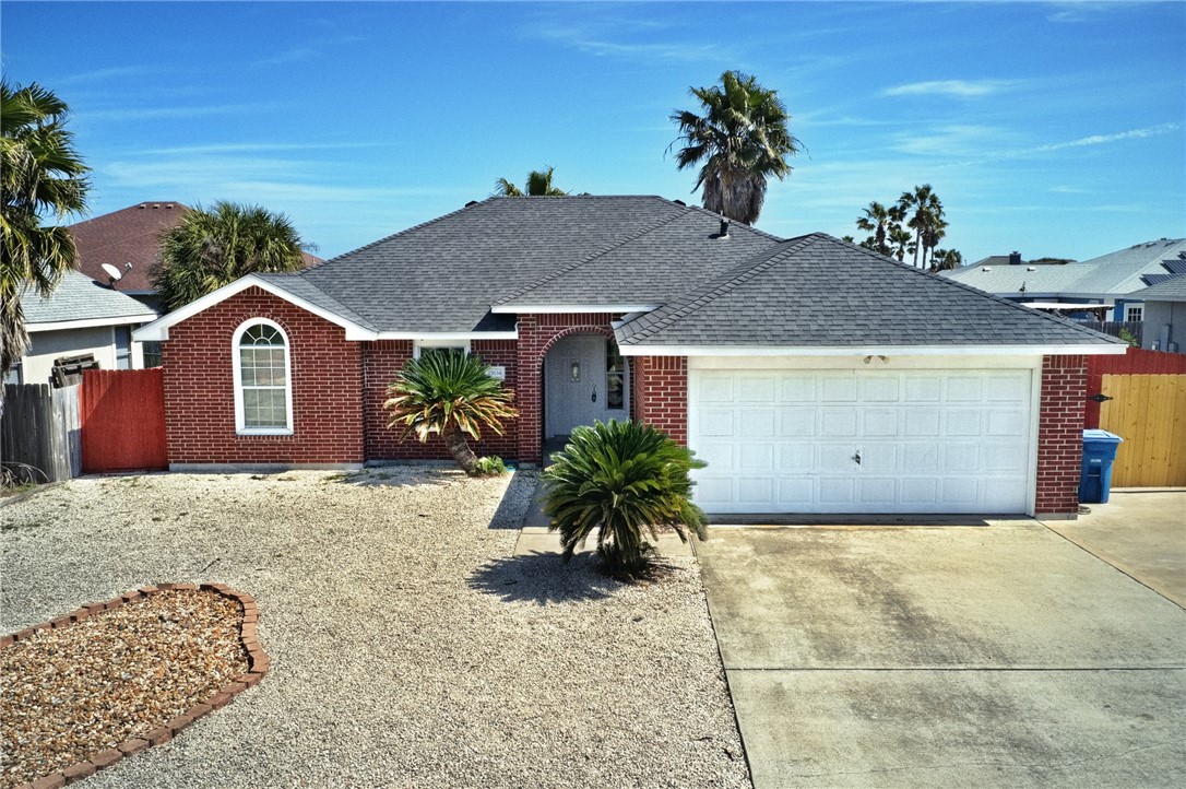 15634 Finistere St Property Photo 2