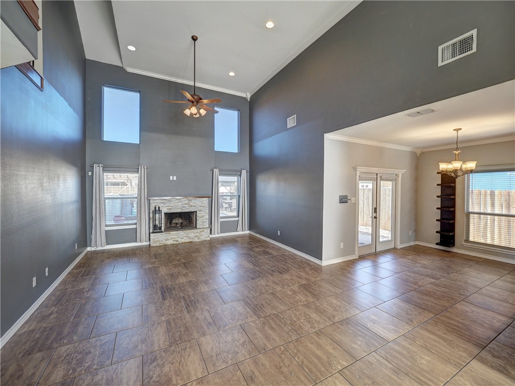 6738 Central Park Property Photo 3