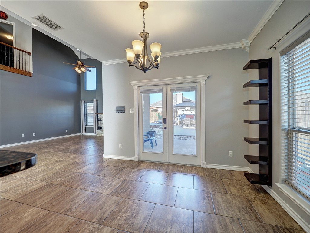6738 Central Park Property Photo 11