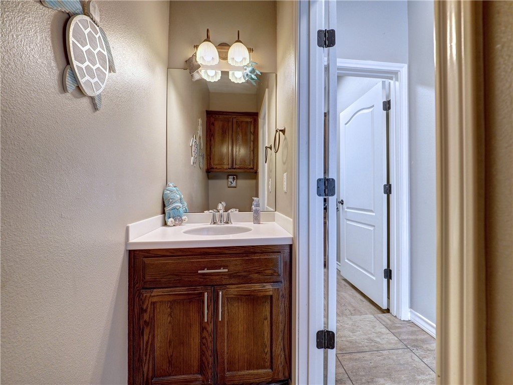 6738 Central Park Property Photo 16