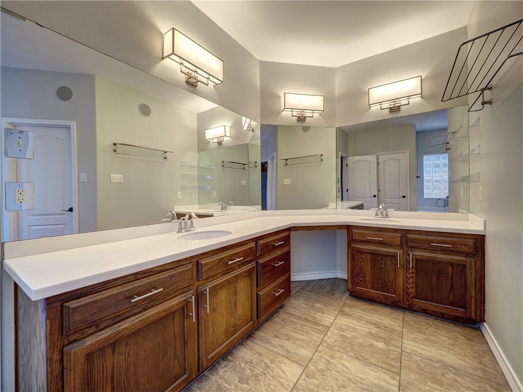 6738 Central Park Property Photo 21