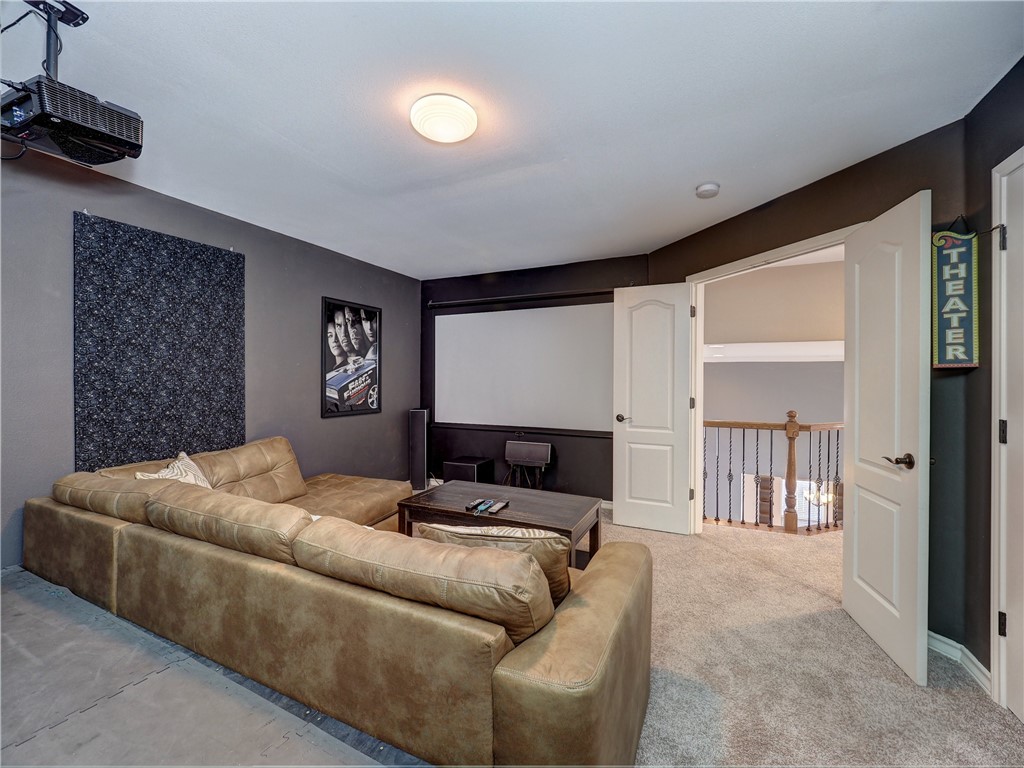 6738 Central Park Property Photo 24