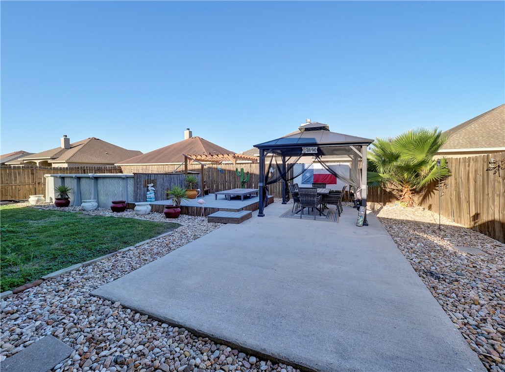 6738 Central Park Property Photo 35