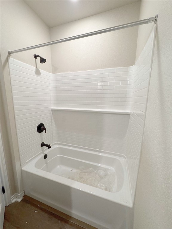 2409 Blessed St Property Photo 18