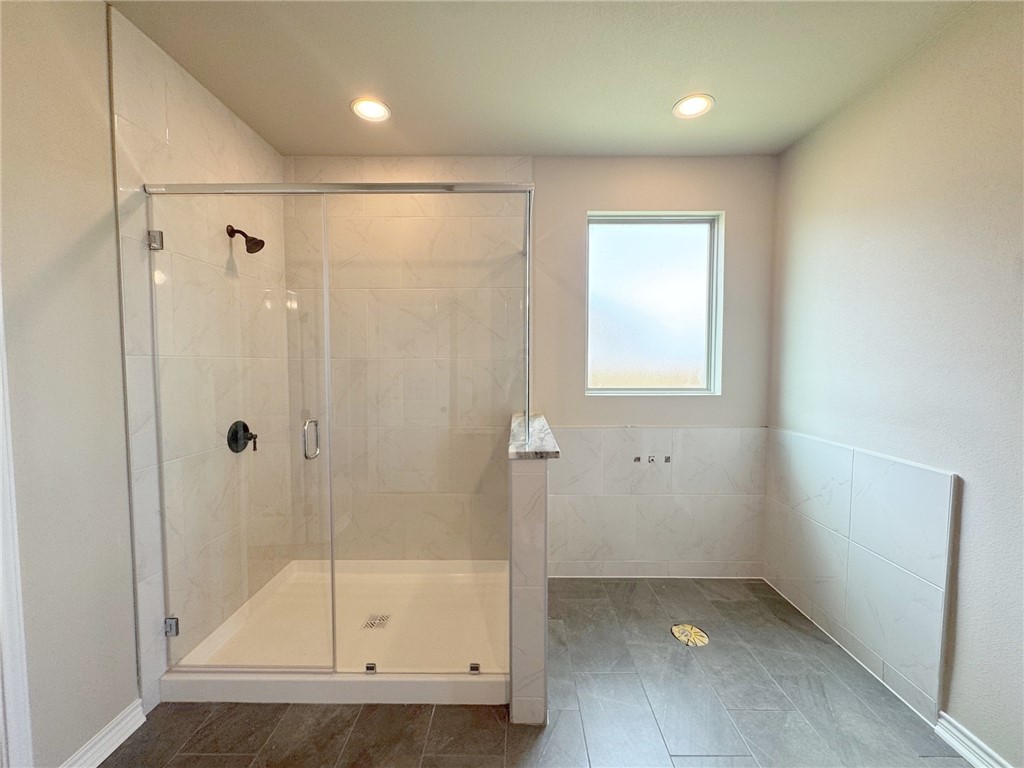 2409 Blessed St Property Photo 25