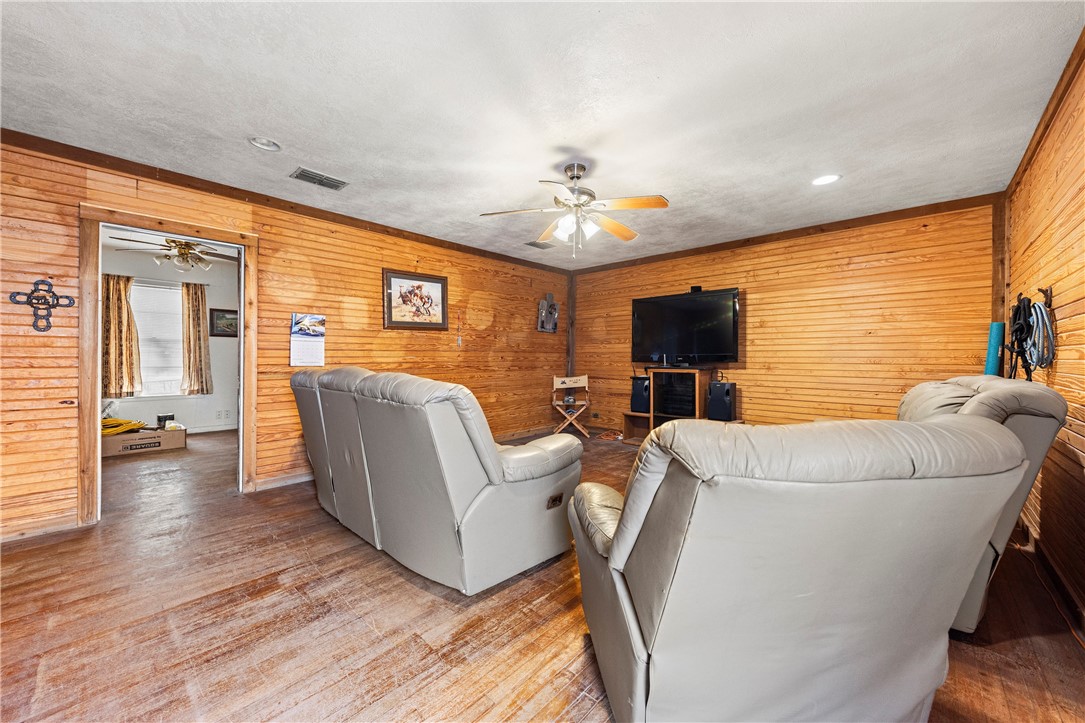 17222 Tx-234 Property Photo 18