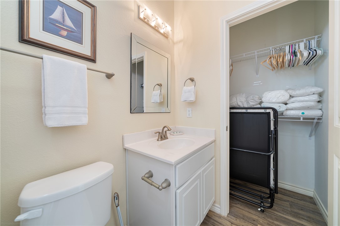 14911 Village Beach Dr Property Photo 21