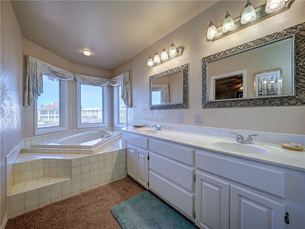 15806 Punta Espada Loop Property Photo 35