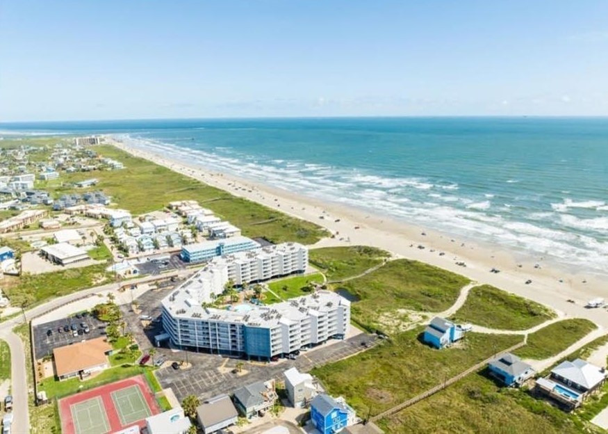800 Sandcastle Dr 333 Property Photo 1