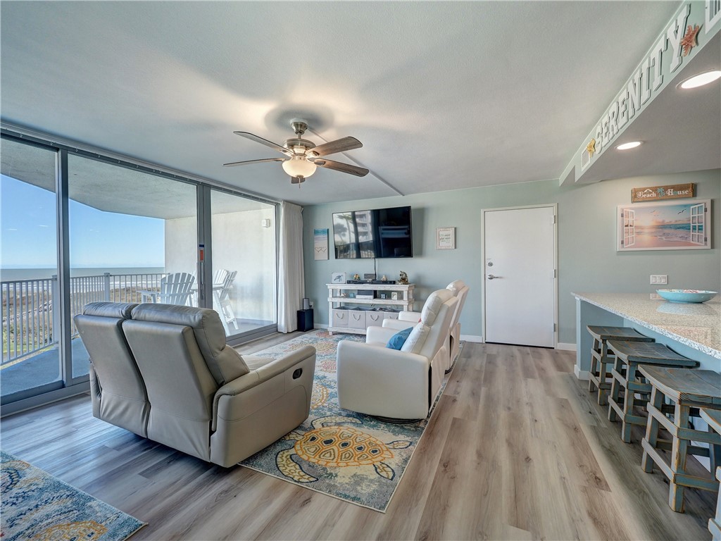 800 Sandcastle Dr 333 Property Photo 5