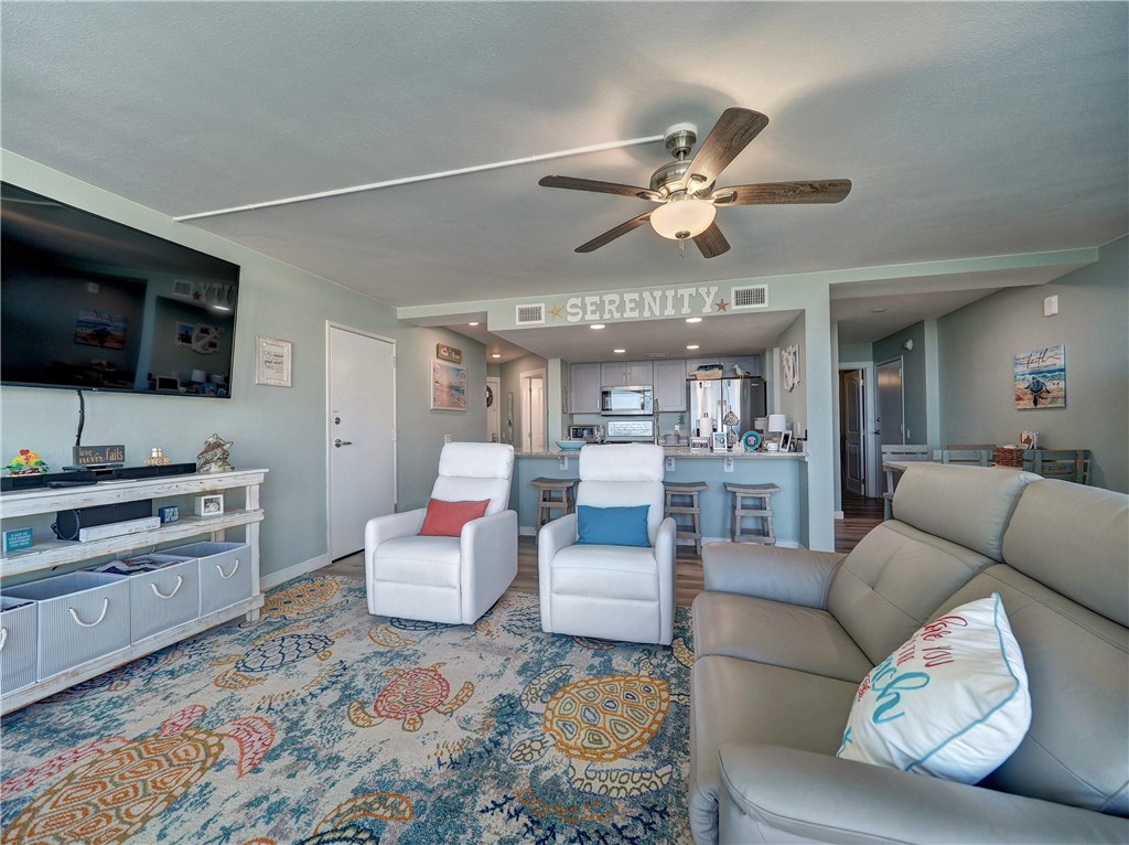 800 Sandcastle Dr 333 Property Photo 6