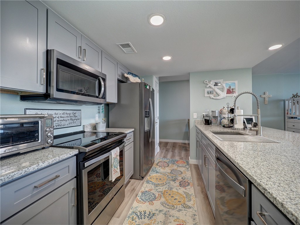 800 Sandcastle Dr 333 Property Photo 15