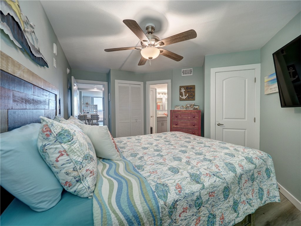 800 Sandcastle Dr 333 Property Photo 19