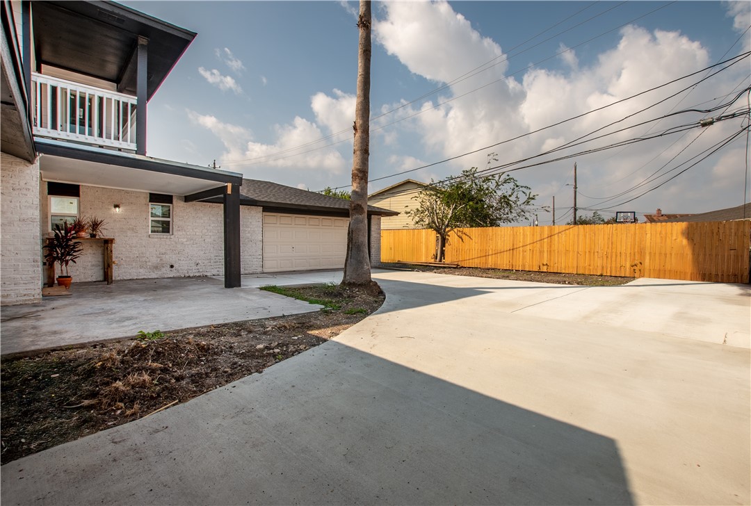 6709 Wood Iron Dr Property Photo 40