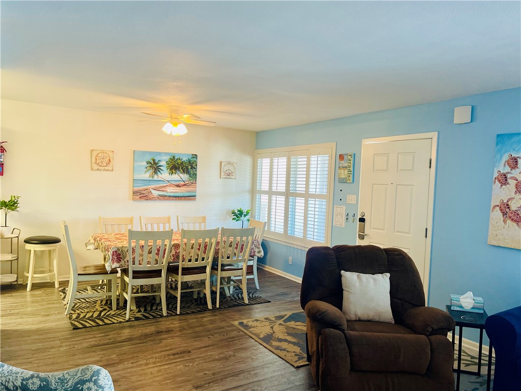 15005 Windward Dr 208 Property Photo 7