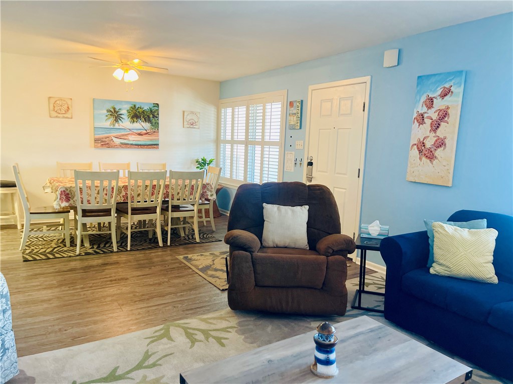 15005 Windward Dr 208 Property Photo 16