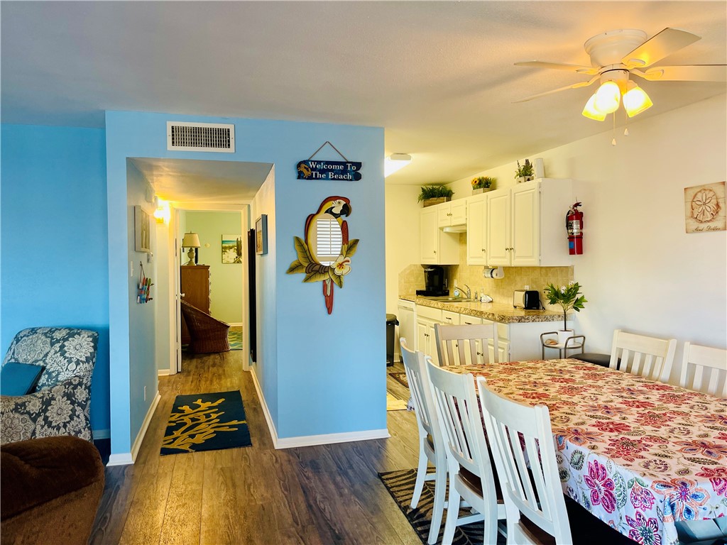 15005 Windward Dr 208 Property Photo 18
