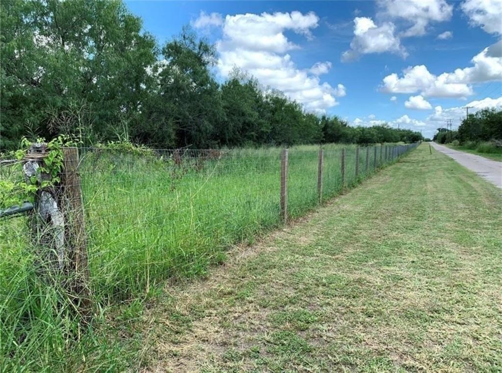 811 County Road 427 Property Photo 5
