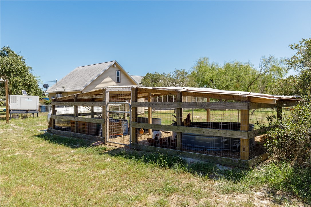 2541 Flour Bluff Dr Property Photo 37