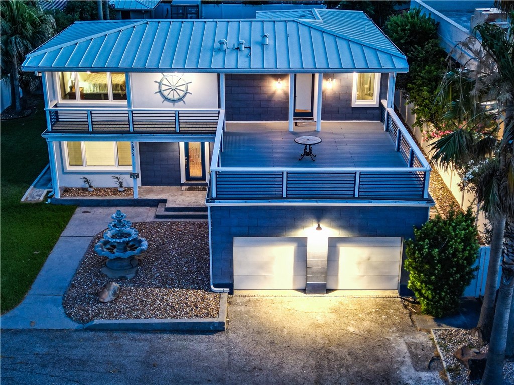 2925 Ocean Dr Property Photo