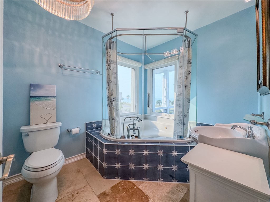 2925 Ocean Dr Property Photo 30