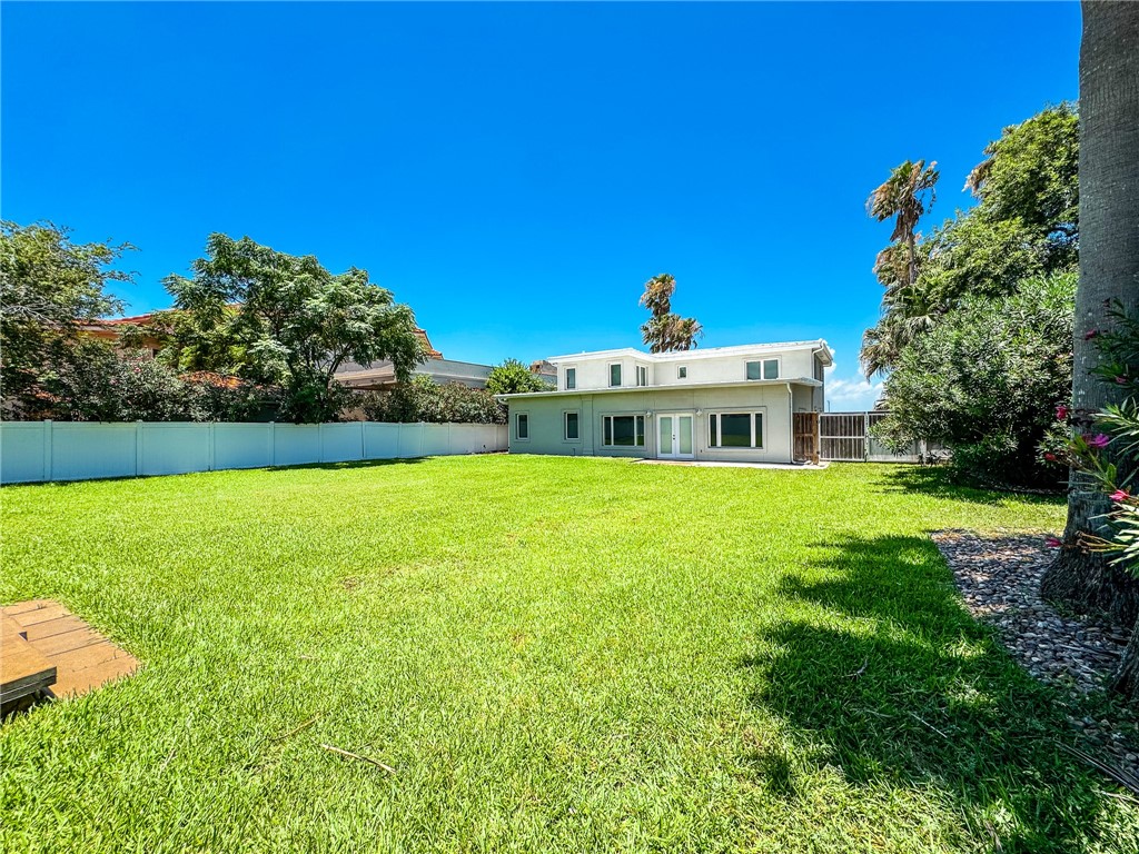 2925 Ocean Dr Property Photo 33