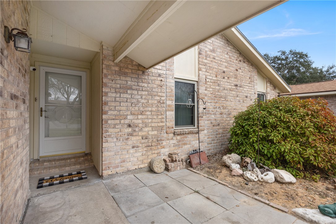 740 Briston Dr Property Photo 4