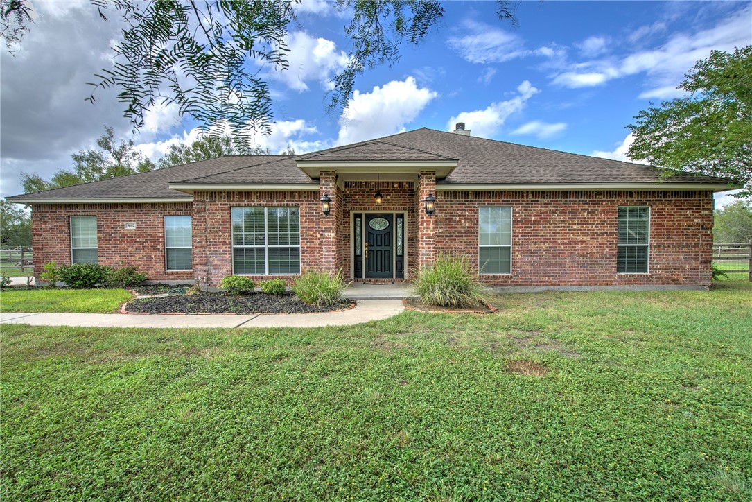 5617 Grand Lake Circ Property Photo 1