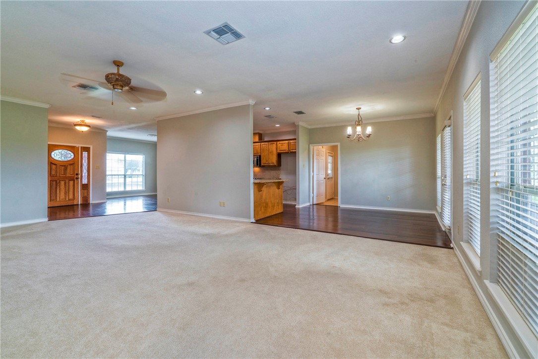 5617 Grand Lake Circ Property Photo 14