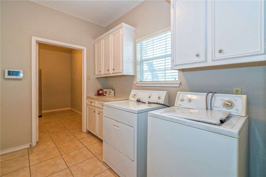 5617 Grand Lake Circ Property Photo 32