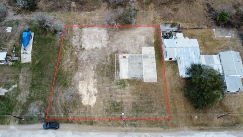 110 & 112 Little San Antonio Property Photo