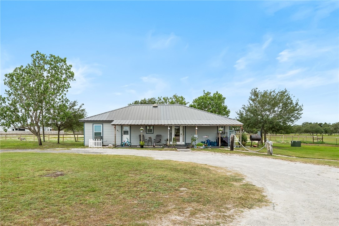 2222 Johnson Property Photo 1