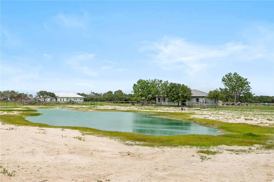 2222 Johnson Property Photo 3