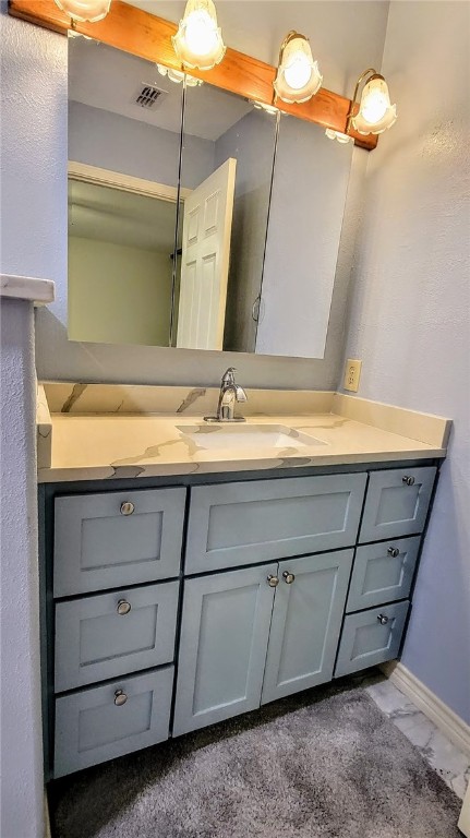3111 Traylor Blvd Property Photo 17