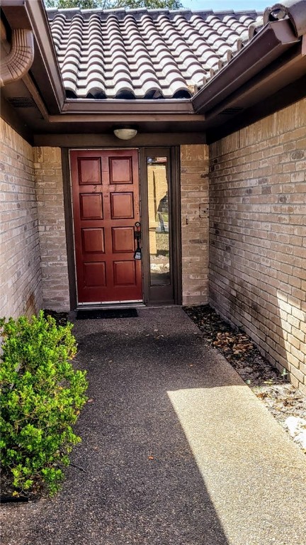 3111 Traylor Blvd Property Photo 22