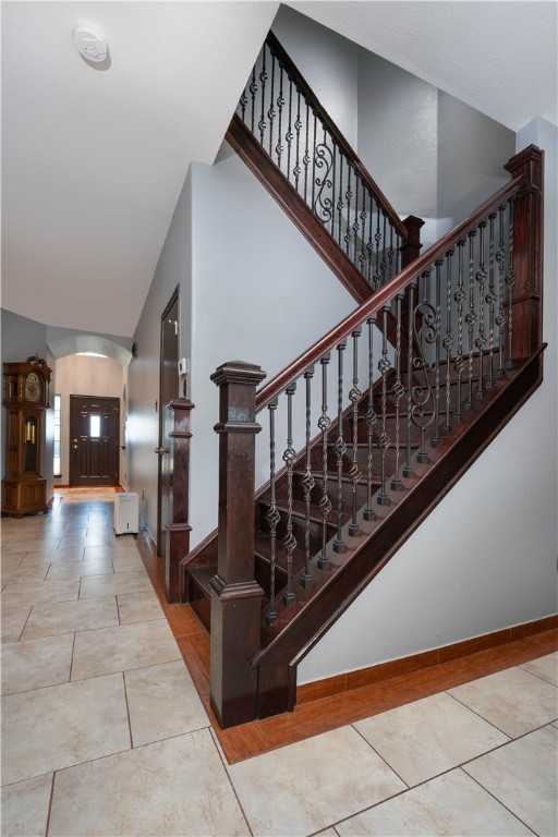 3921 Accrington Ct Property Photo 3