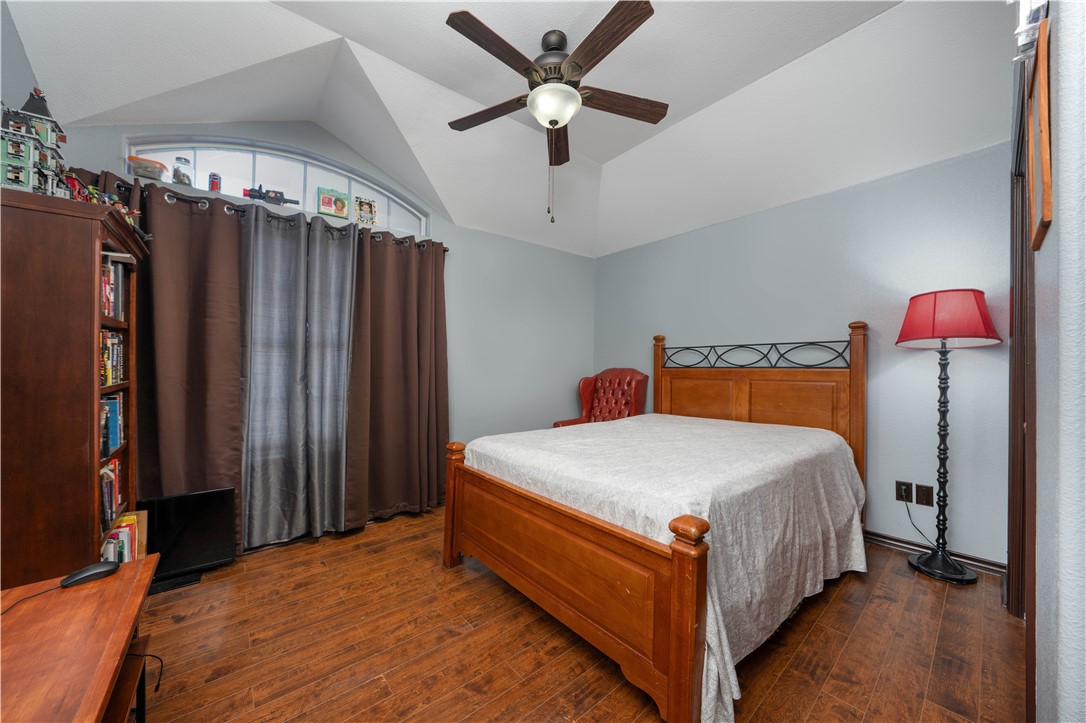 3921 Accrington Ct Property Photo 18