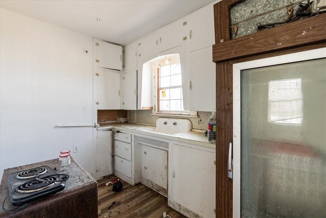3063 Main St Property Photo 14