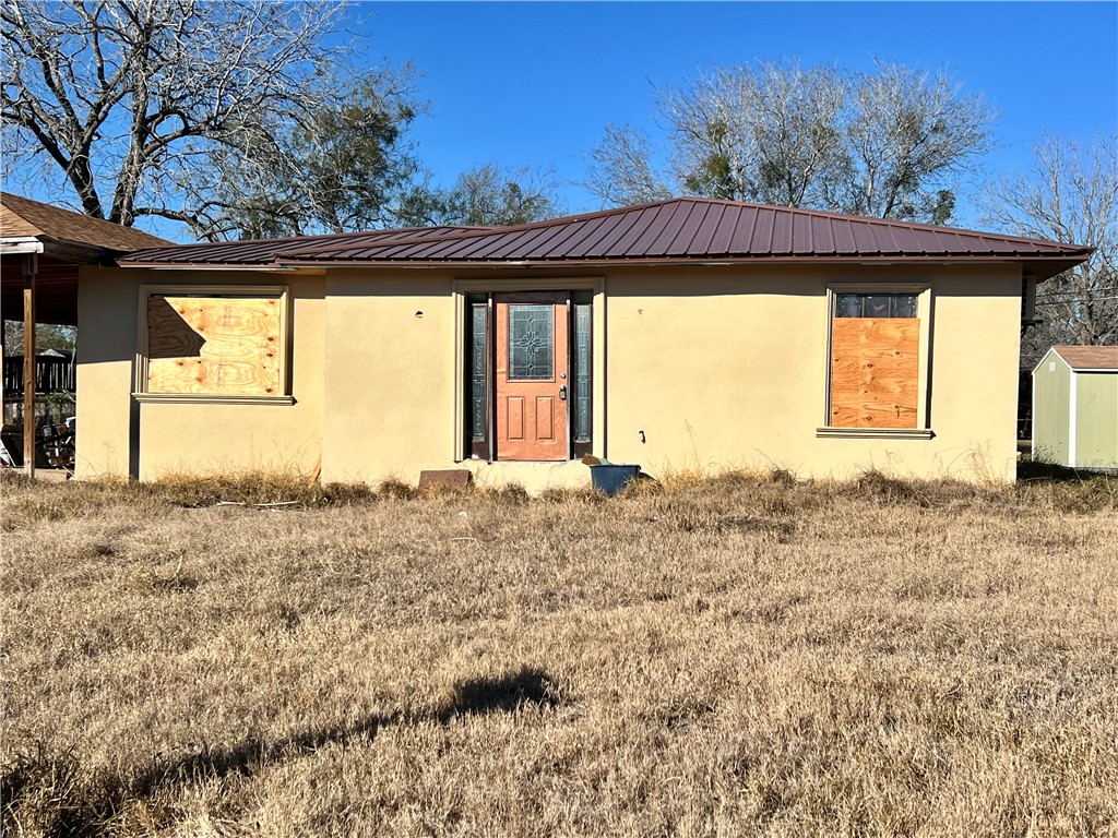 805 Molina St Property Photo