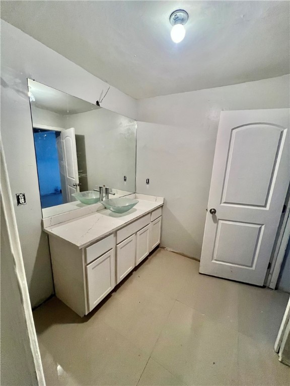 805 Molina St Property Photo 16