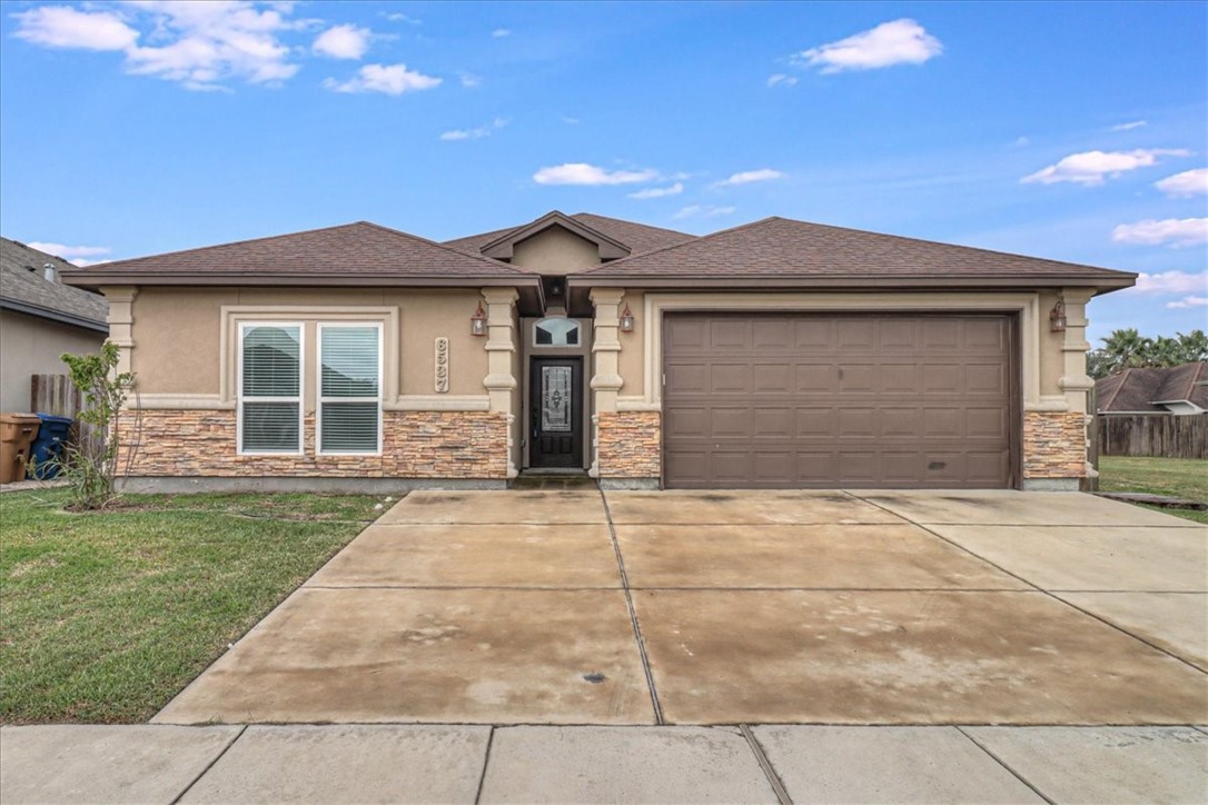 6537 Paddington Dr Property Photo 1