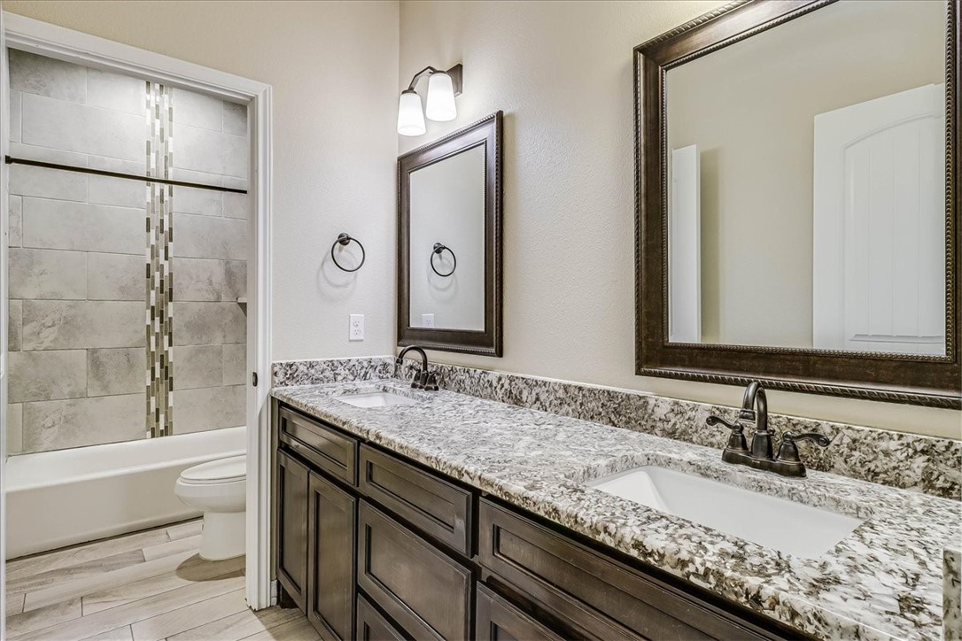 6537 Paddington Dr Property Photo 23