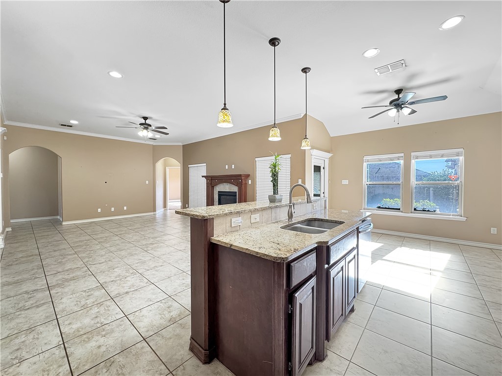 1601 Sea Oak Dr Property Photo 14