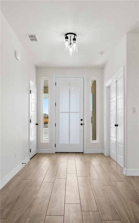 7810 Houshang Dr Property Photo 2