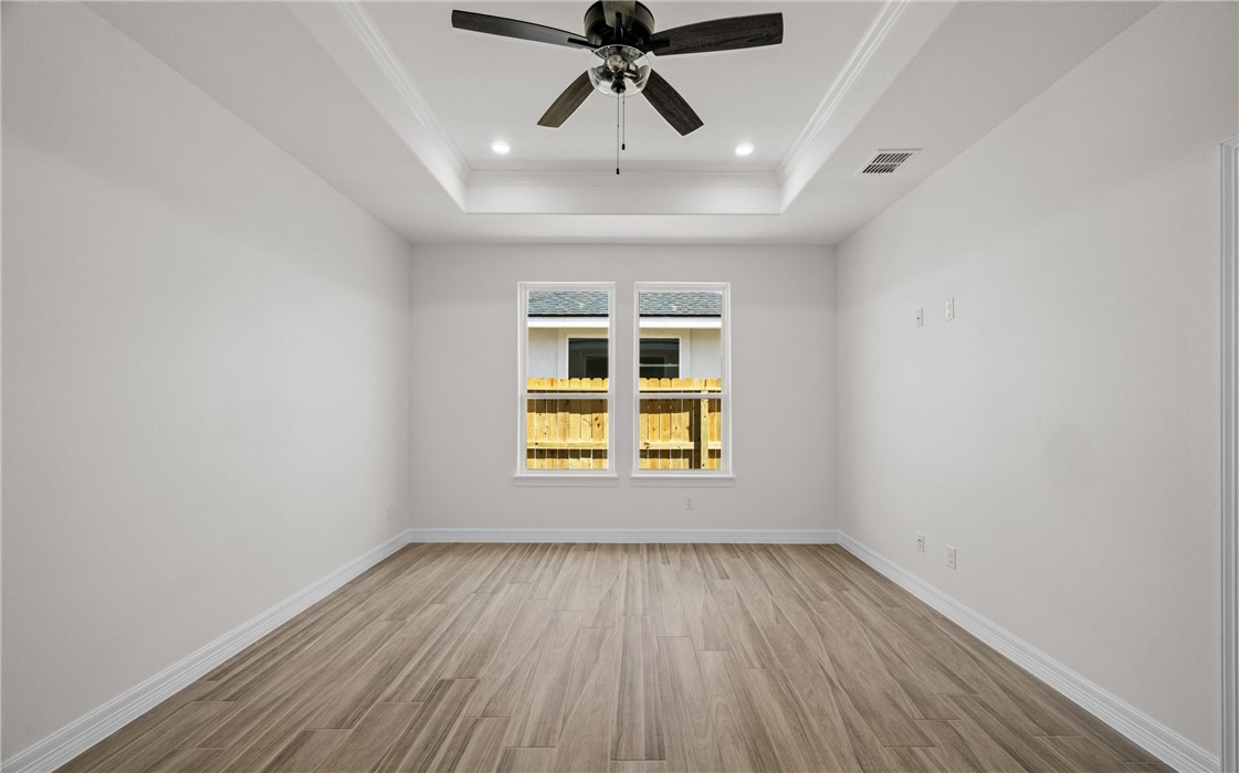 7810 Houshang Dr Property Photo 14