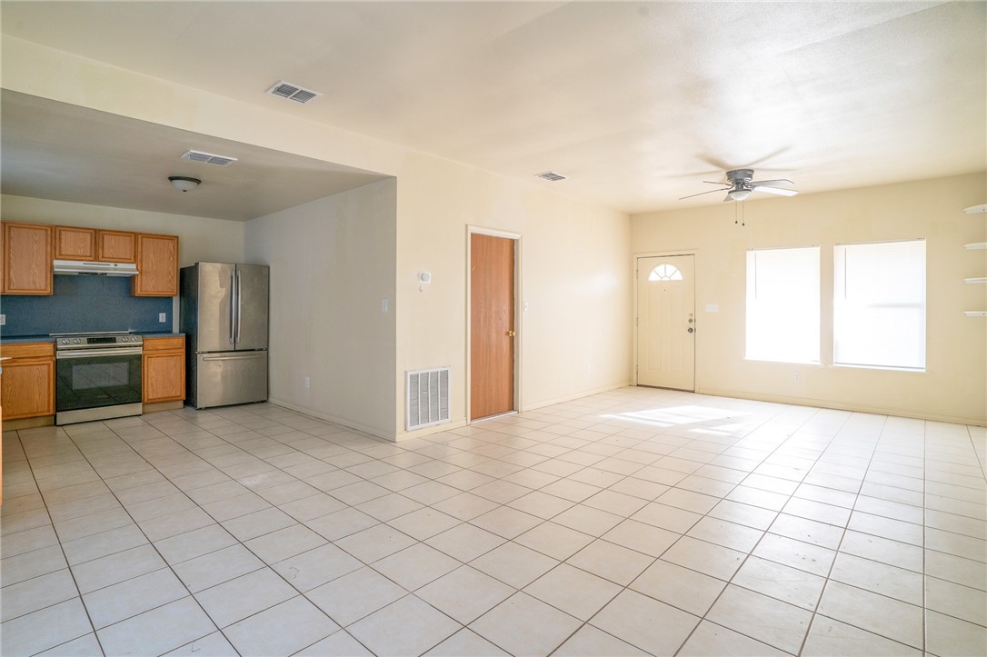 1130 Jonnell St Property Photo 5